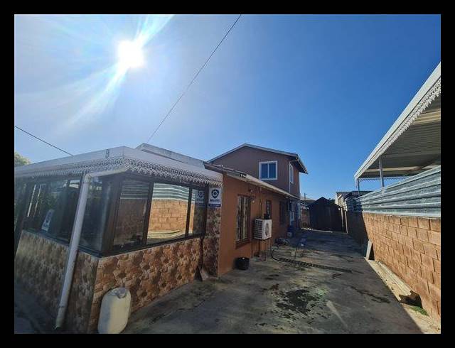 5 BEDROOM HOUSE FOR SALE IN BONELA